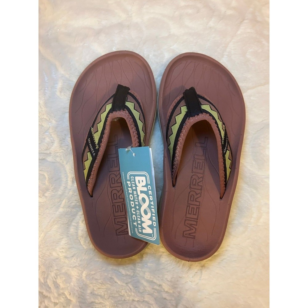 Merrill Women’s Hut Ultra Flip Flops. Size 6